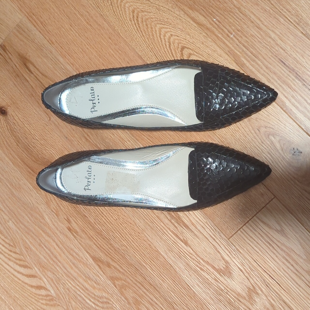 Black Textured Flats